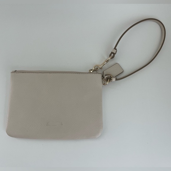 Vintage Coach leather wristlet - Picture 2 of 5